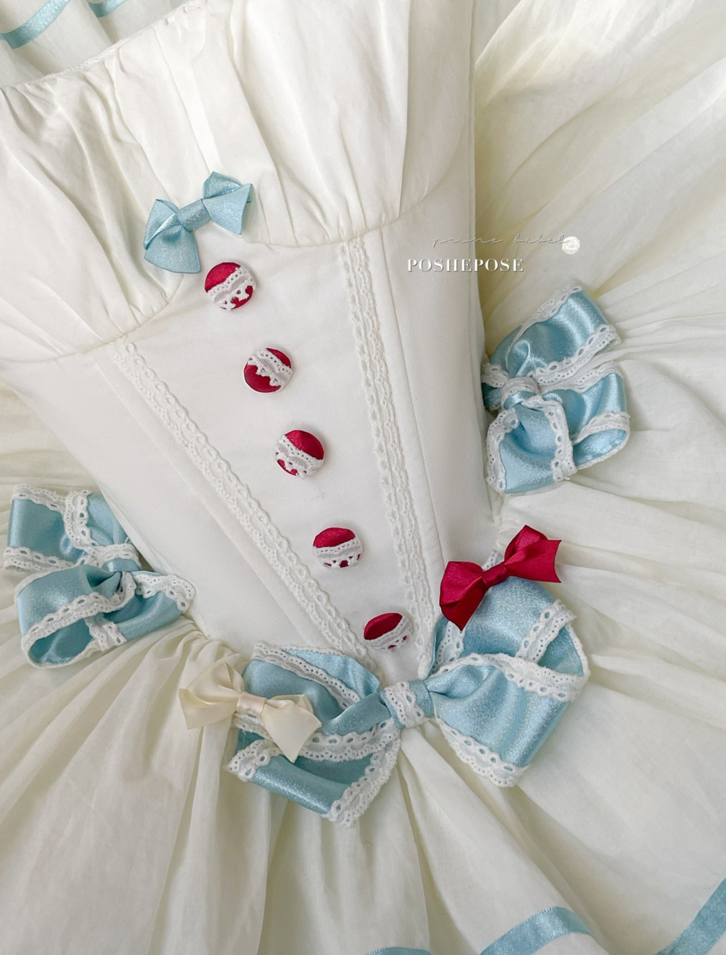 Elegant Victorian-style Lolita dress from White Rabbit Paradise.