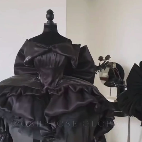 Limited edition Obsidian Princess Dress from Posheposeglobal is perfect for dreamy princess and dollcore outfits.