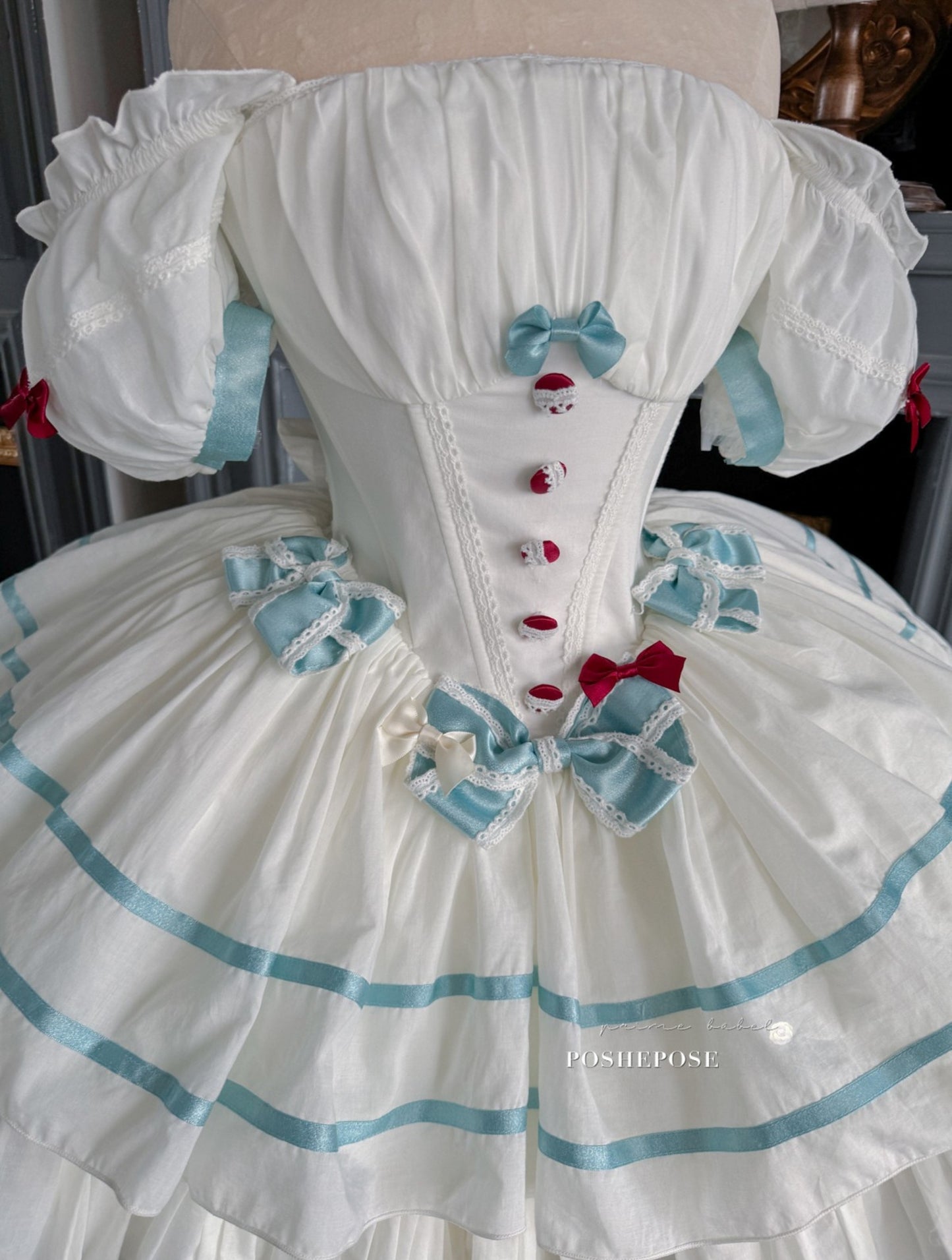 Poshepose Global’s fairytale white Lolita gown for dreamers.